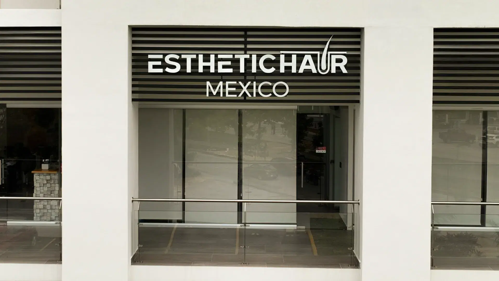Esthetic Hair clinic Cancun, Mexico
